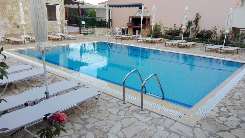 Petros Studios Poros  Esterno foto