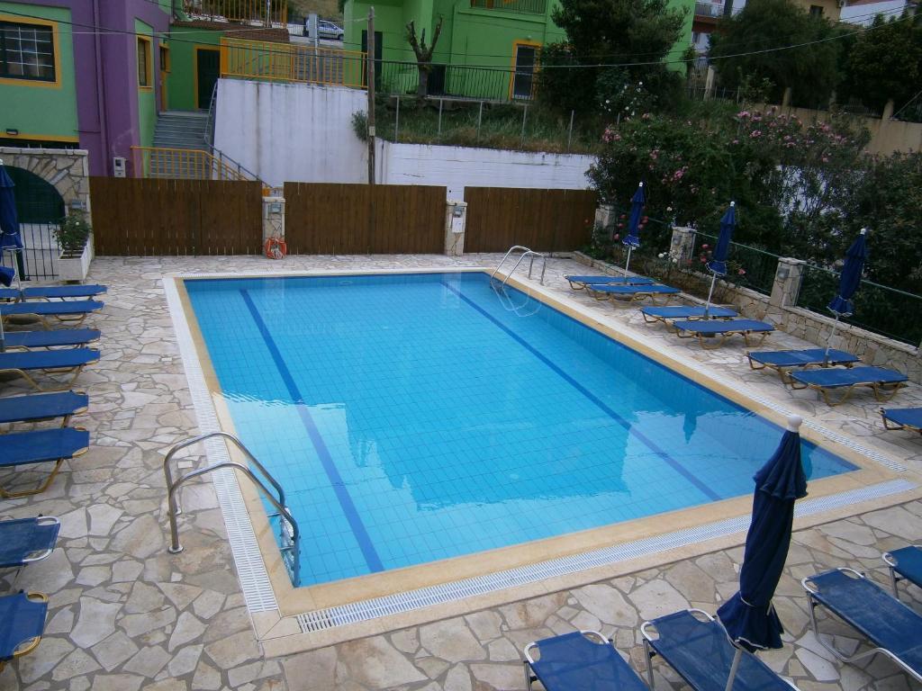Petros Studios Poros  Esterno foto