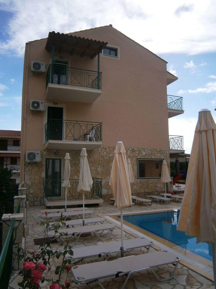 Petros Studios Poros  Esterno foto